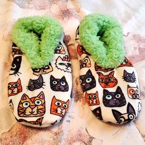 Cat slippers